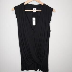 Akemi + Kin Women's Activewear Top Knotted Black Shirt Size M